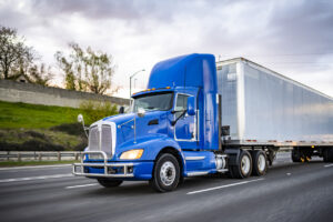 How Mincone Personal Injury Lawyers Can Help After an 18-Wheeler Truck Accident in Tampa